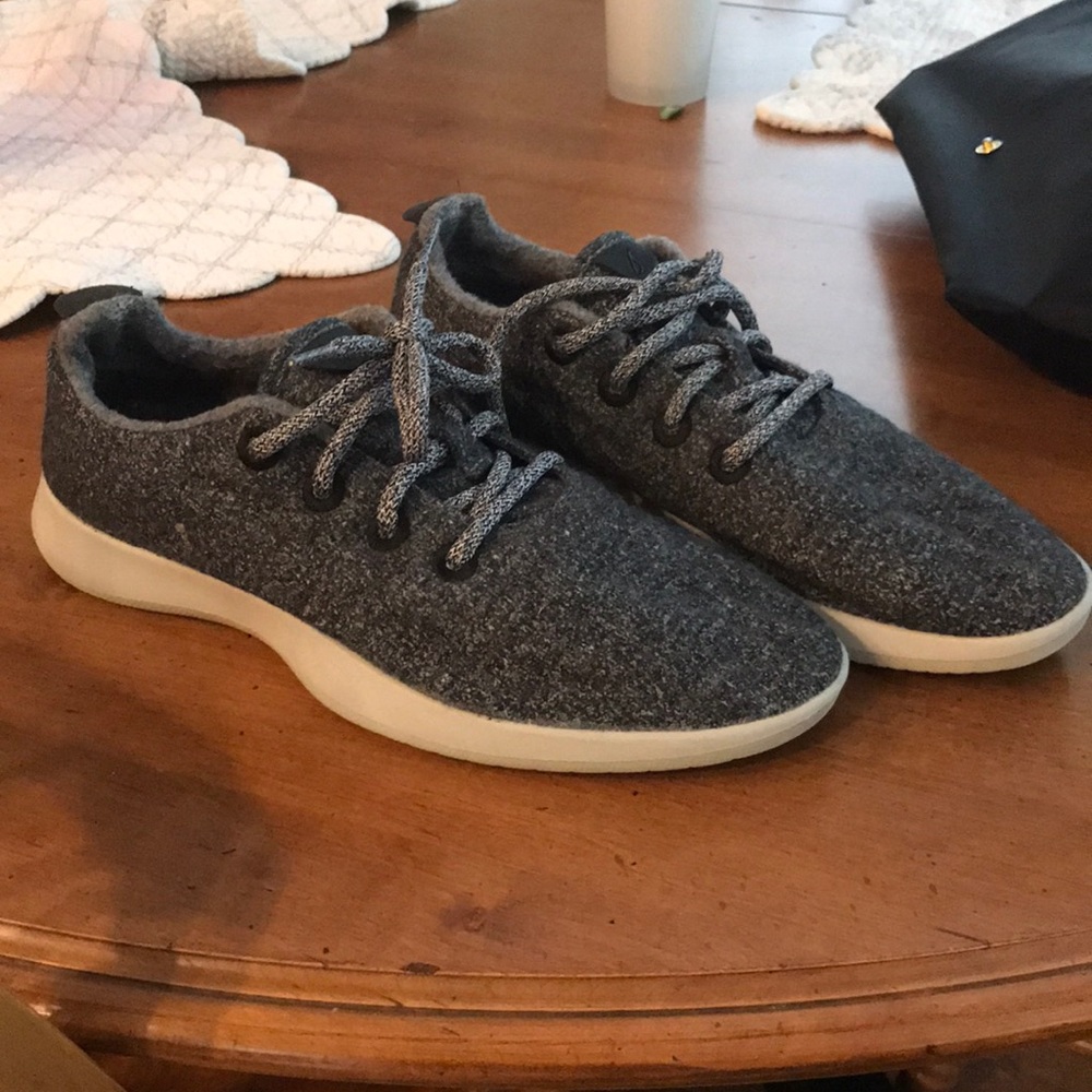 Allbird shoes- men’s size 9 merino wool runners!